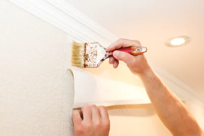 Pose de papier peint à Tramery — revêtements muraux et toiles de verre